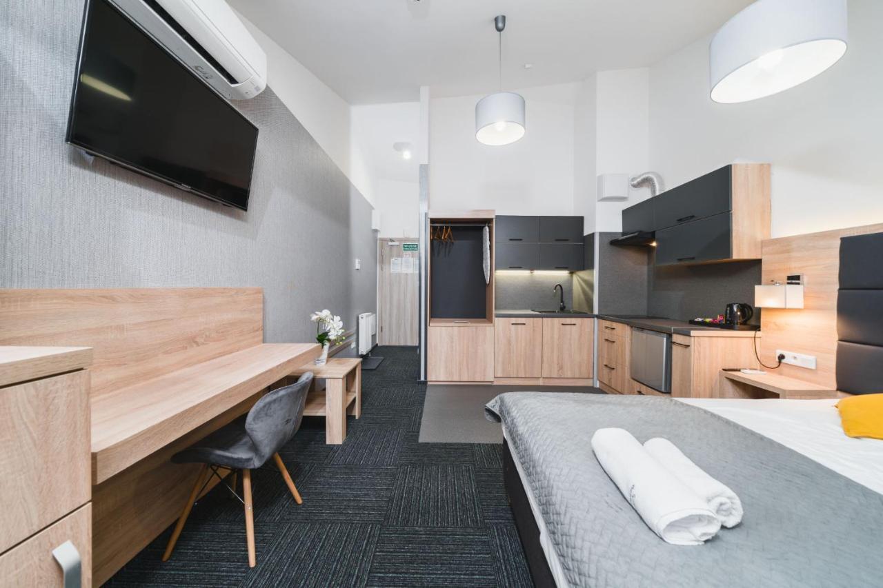 Aron Residence - By Upstairs Cracovie Extérieur photo