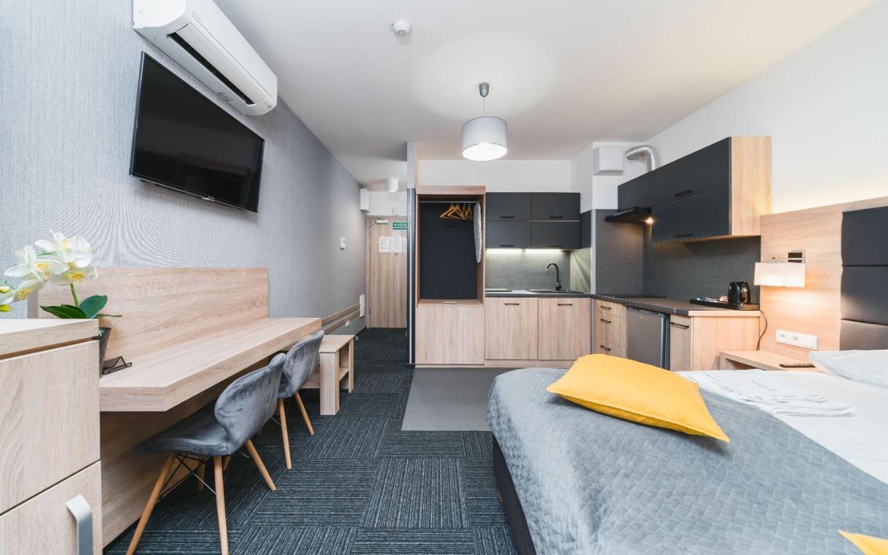 Aron Residence - By Upstairs Cracovie Extérieur photo