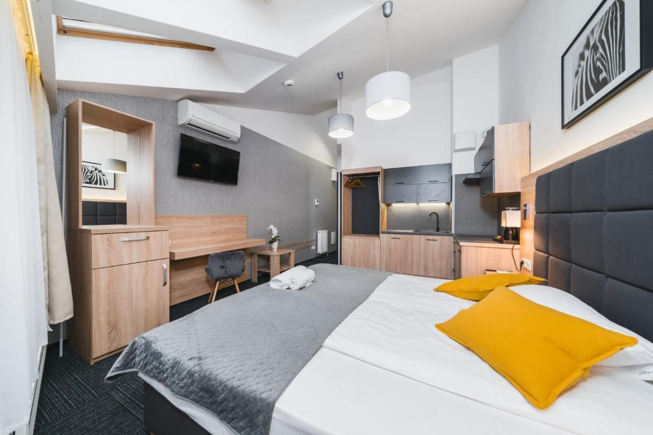 Aron Residence - By Upstairs Cracovie Extérieur photo